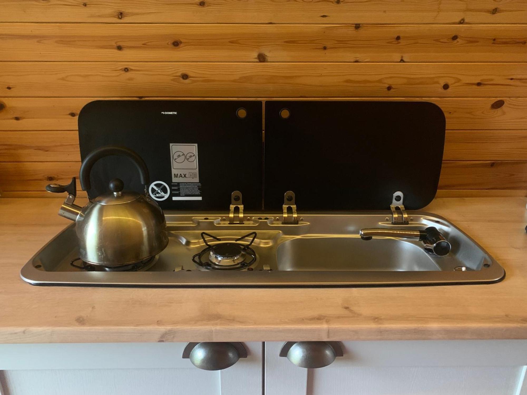 Ceridwen Glamping, Double Decker Bus And Yurts Hotell Llandysul Exteriör bild